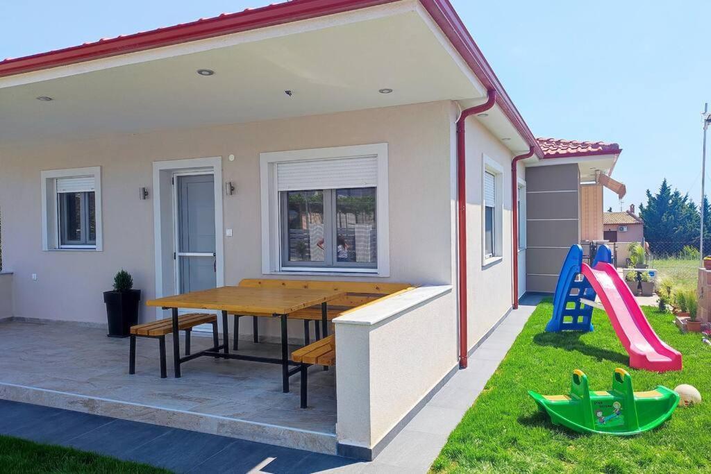 A & F Apartments - Ari'S House Kalyves Polygyrou ภายนอก รูปภาพ